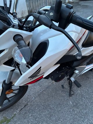 Honda CB125F 2017 Blanca