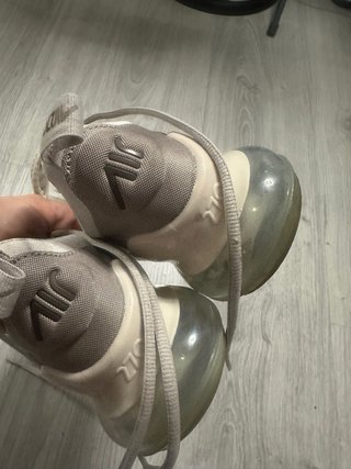 Nike Air Max 270 Gris Claro