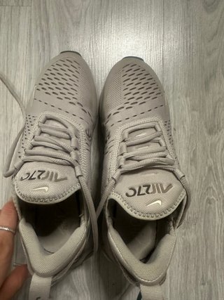 Nike Air Max 270 Gris Claro