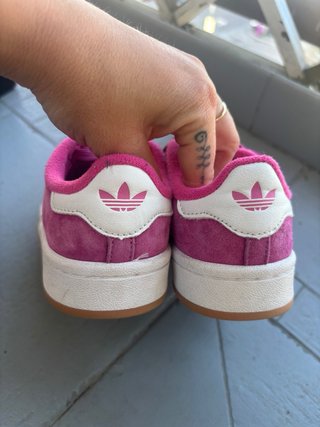 Scarpe Adidas Campus bambina fucsia num. 28.
