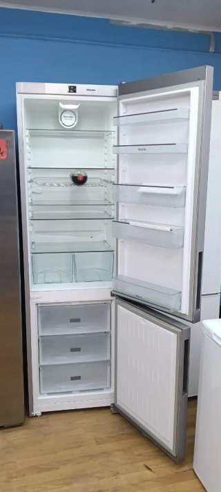 NEVERA COMBI MIELE NO FROST ENERGÍA A+