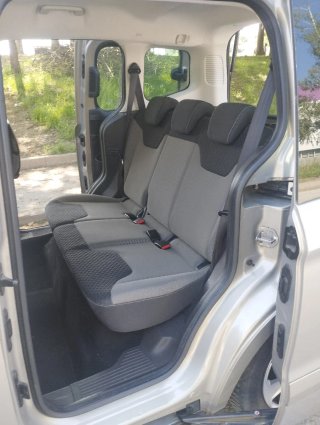 Ford Tourneo Courier 2015
