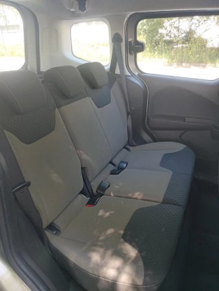Ford Tourneo Courier 2015