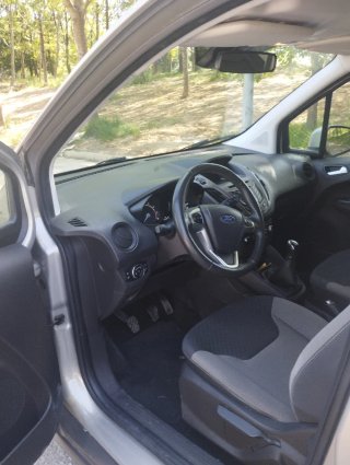Ford Tourneo Courier 2015