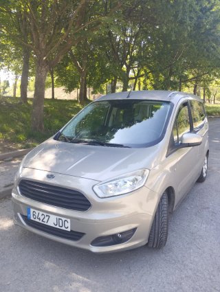Ford Tourneo Courier 2015