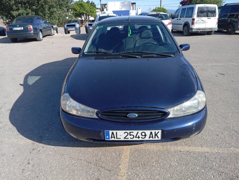 Ford Mondeo 2000 - foto 1
