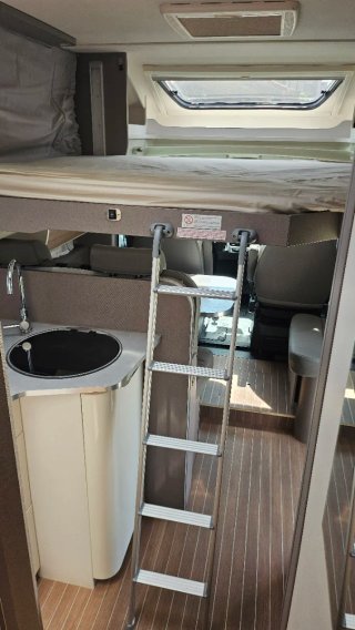 Autocaravana ETRUSCO T 7400 SB