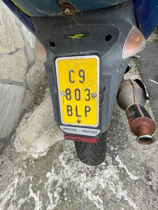 Peugeot Speedfight Scooter Azul/Naranja/Rosa