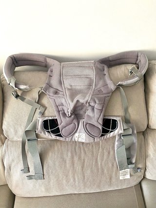 Mochila Ergobaby Adapt Cool Air Gris