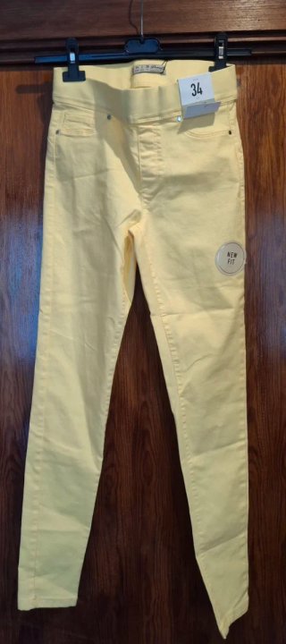 Pantalones amarillos talla 34