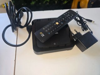 TIM Vision Box con Telecomando e Alimentatore
