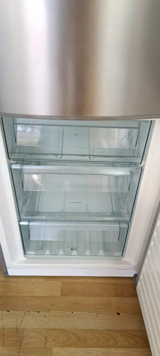 NEVERA COMBI AEG NO FROST ENERGÍA A+