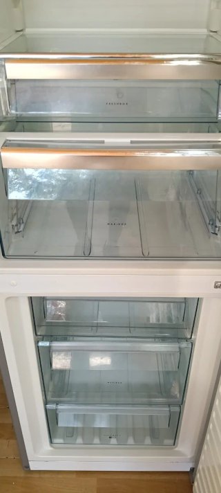 NEVERA COMBI AEG NO FROST ENERGÍA A+