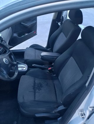 Volkswagen Golf 2000