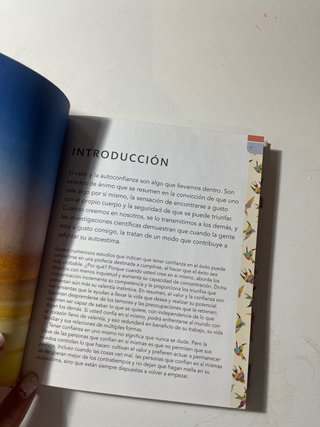 Confianza : 50 ejercicios mindfulness y de rela...