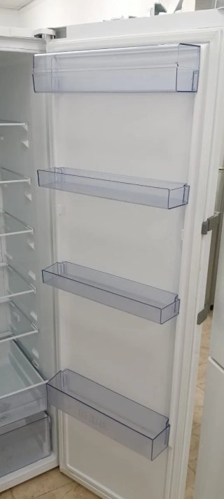 NEVERA BEKO DE UNA PUERTA NO FROST ENERGÍA A+