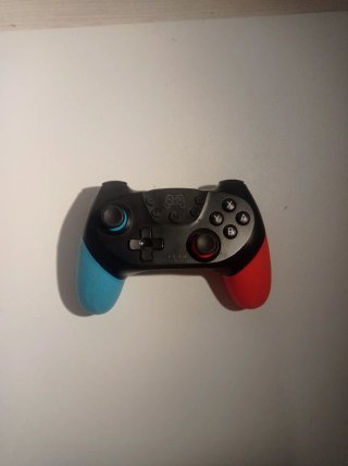 Mando Nintendo Switch Azul y Rojo