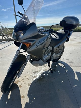 Honda XL 125 Varadero Adventure.