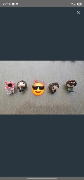 Figuras Kinder Stranger Things 1e/u 0.5 cnt sobre