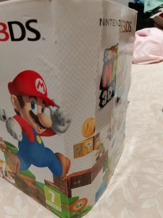 Caja Nintendo 3DS Super Mario 3D Land