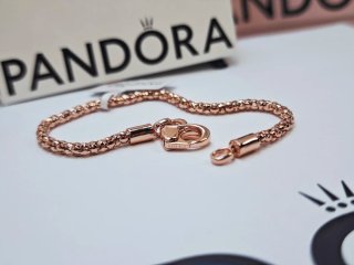 Pulsera Pandora hearts claps studded plata s925ale