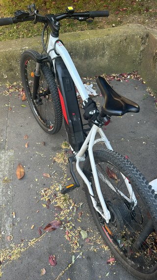 Bici Eléctrica Decathlon Blanca