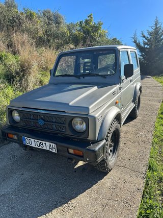 Suzuki Samurai 4x4 Gris
