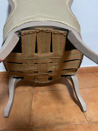 Sillón antiguo para restaurar