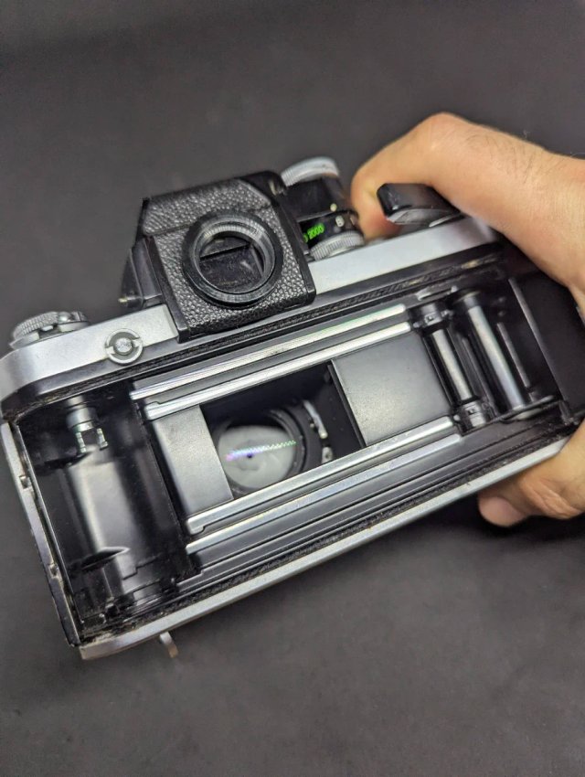 Nikon F2 Photomic + Waist Level Finder