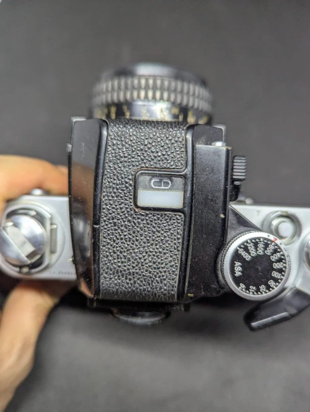Nikon F2 Photomic + Waist Level Finder
