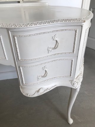Escritorio tocador blanco patas chipendale