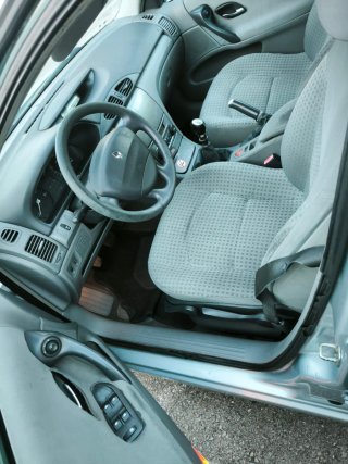 Renault Laguna 2003