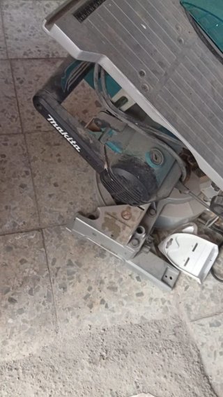 Ingletadora con sierra