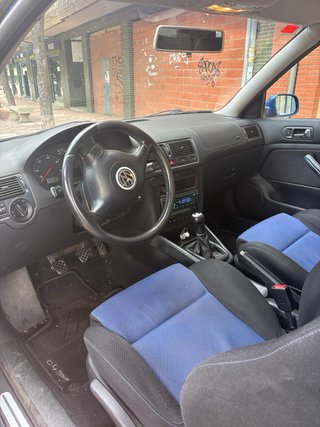 Volkswagen Golf 2002