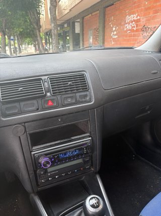 Volkswagen Golf 2002
