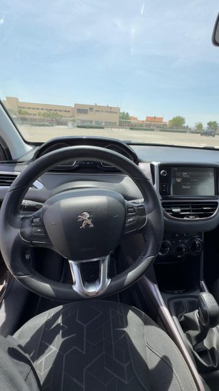 Peugeot 2008 2014