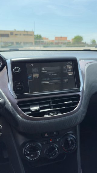 Peugeot 2008 2014
