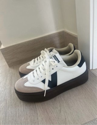 Bambas Victoria Beige y Blancas