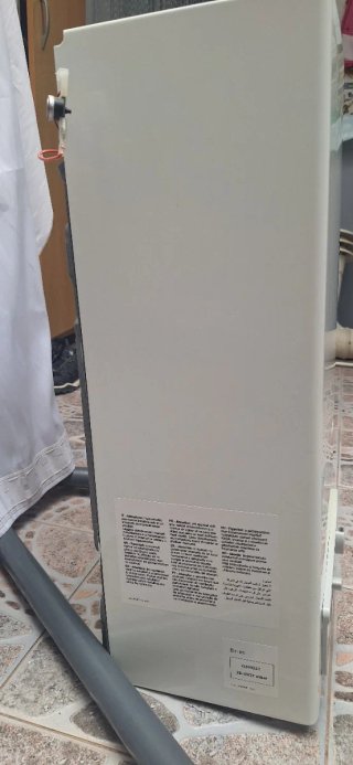 Calentador de gas Baxi blanco y gris