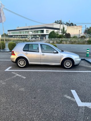 Volkswagen Golf 2002