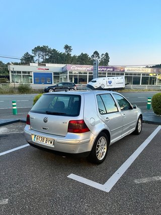 Volkswagen Golf 2002