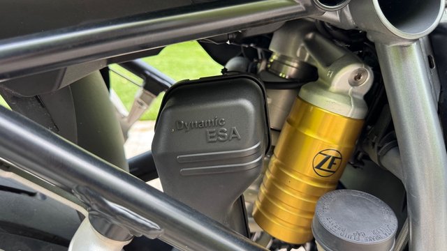 BMW R1250GS ADVENTURE TRIPLE BLACK