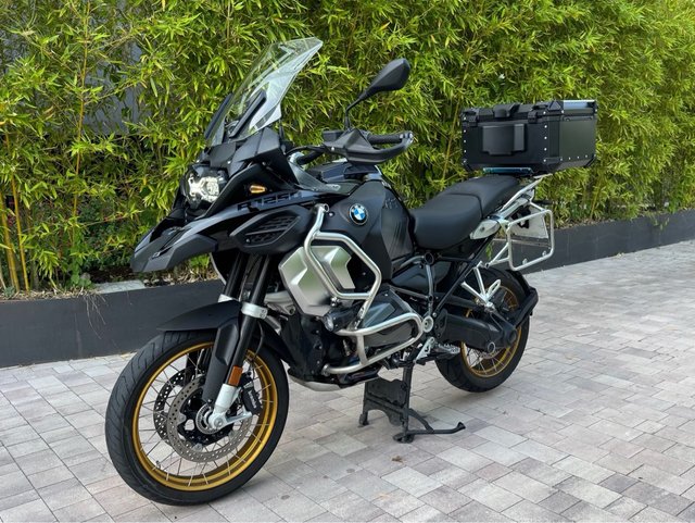 BMW R1250GS ADVENTURE TRIPLE BLACK