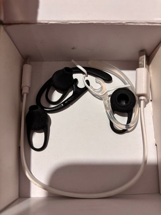 Auricular Bluetooth New Bee Negro/Rojo