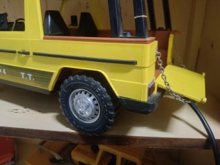 Camioneta Juguete Antiguo Amarillo 4x4 mercedes