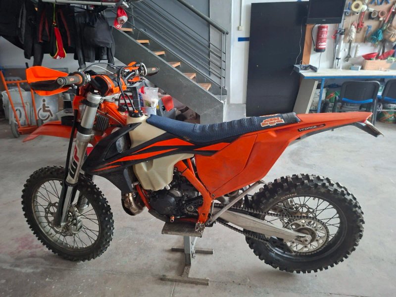 KTM 250 2T Enduro/Motocross Revisada