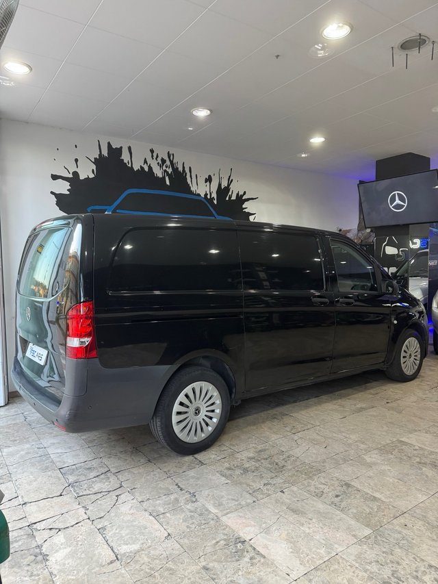 MERCEDES-BENZ 🟢 VITO 119 CDI 190cv 7GTRONIC LARGA