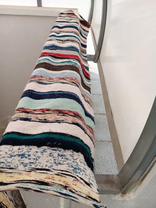 Manta artesanal de tiras