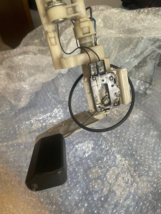 Bomba de gasolina burgman 200
