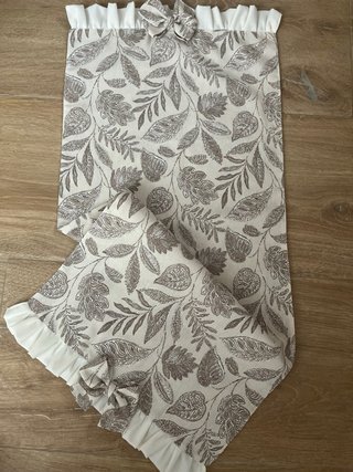 Runner shabby cotone con balza in misto lino